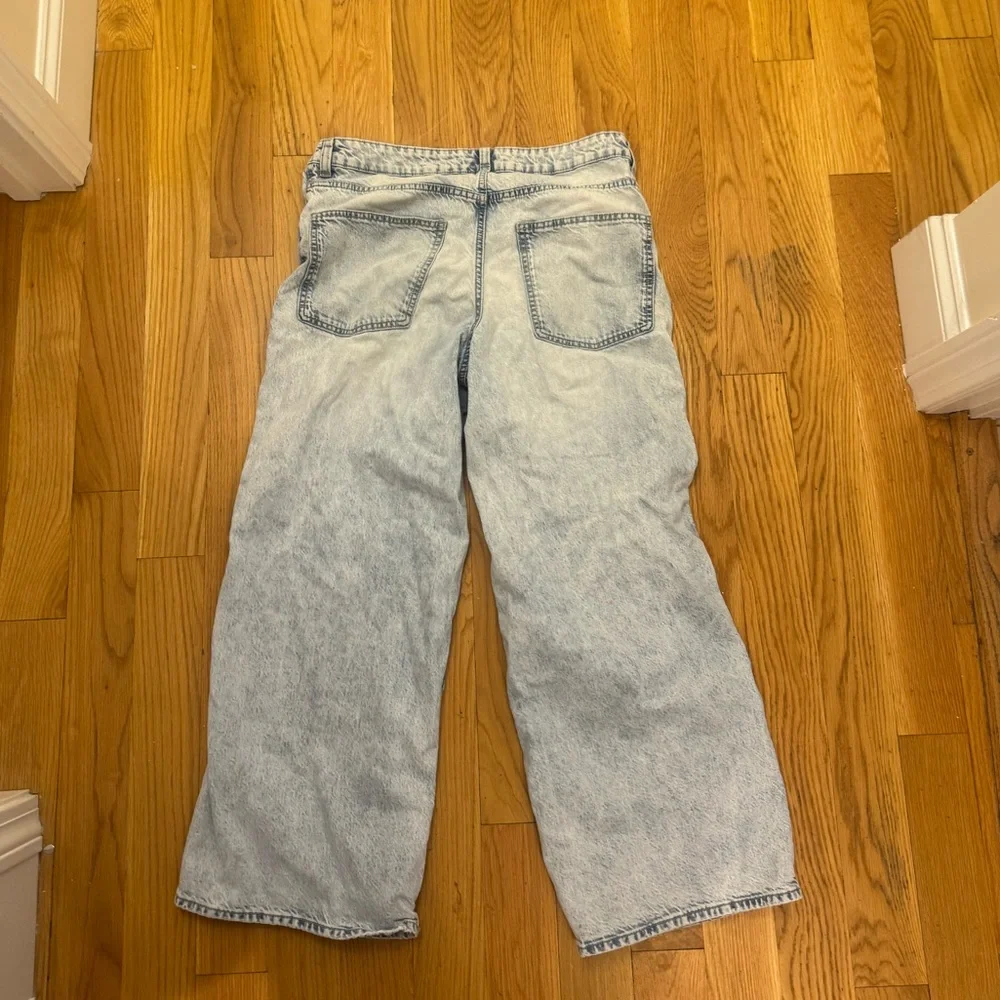 💙H&M JEANS💙 - Picture 2 of 3